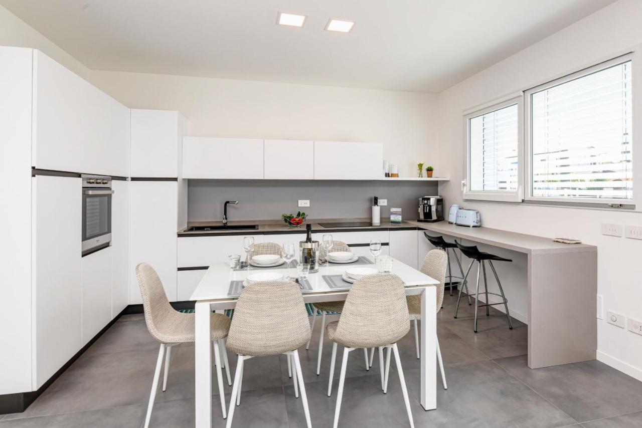 Villette Dolci Luxury Homes Peschiera del Garda Exterior foto